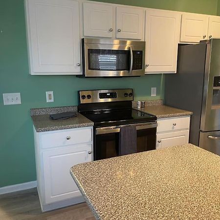 Adorable 3Br/2Ba W/ Garage 2Min Walk Ecu Health Villa Greenville Esterno foto