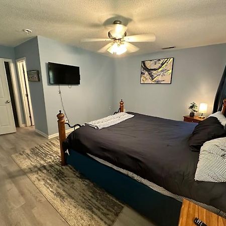 Adorable 3Br/2Ba W/ Garage 2Min Walk Ecu Health Villa Greenville Esterno foto