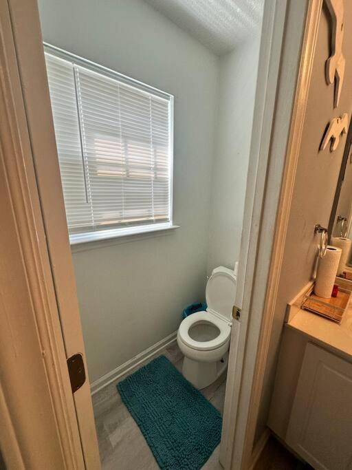 Adorable 3Br/2Ba W/ Garage 2Min Walk Ecu Health Villa Greenville Esterno foto