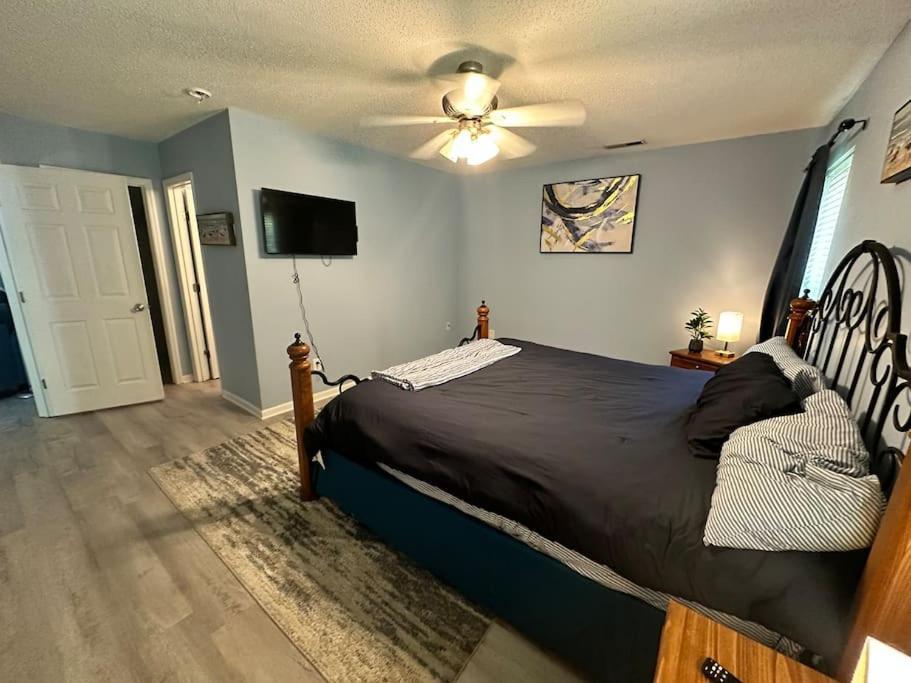 Adorable 3Br/2Ba W/ Garage 2Min Walk Ecu Health Villa Greenville Esterno foto