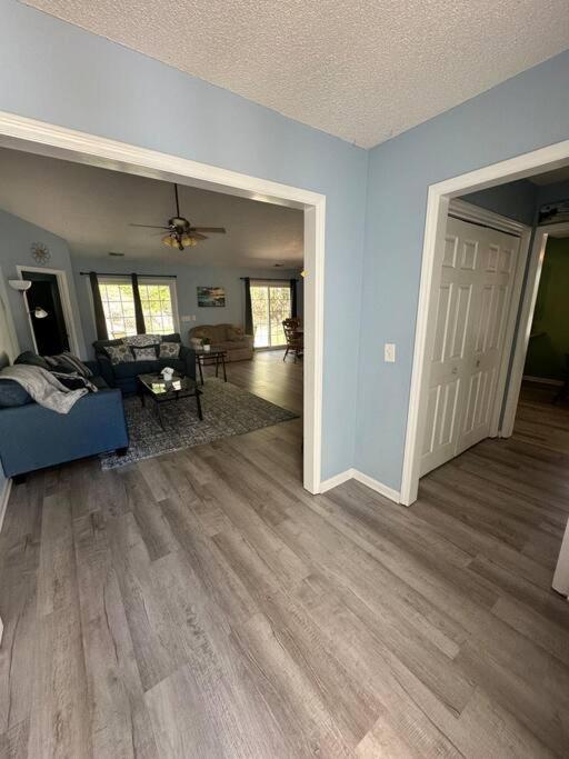 Adorable 3Br/2Ba W/ Garage 2Min Walk Ecu Health Villa Greenville Esterno foto