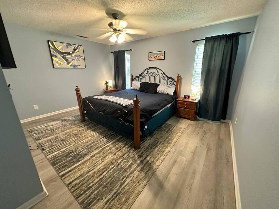 Adorable 3Br/2Ba W/ Garage 2Min Walk Ecu Health Villa Greenville Esterno foto